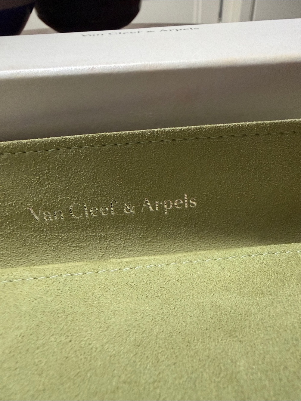 Van Cleef & Arpels Light Green Suede box
Bracelet keepsake box